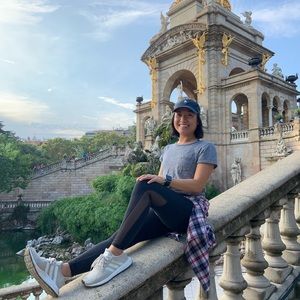 Meet your Posher, Julie